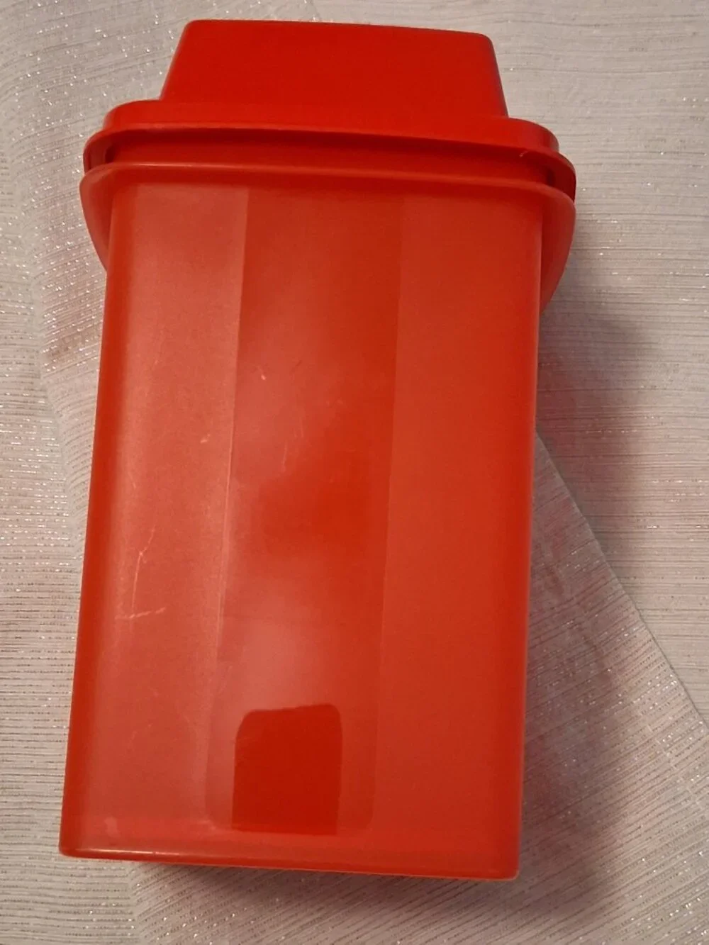 New TUPPERWARE 3 Piece Pickle Keeper bright Red # 1332-10 kitchen food storage